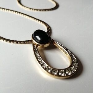 Vintage 1990s Black Cabochon Door Knocker Pendant Goldtone Flat Chain Necklace